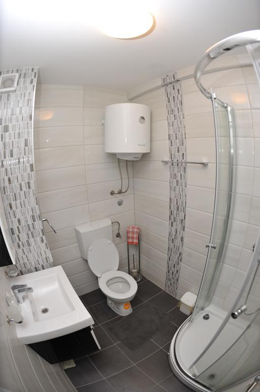 Main Street Apartment Szarajevó Kültér fotó